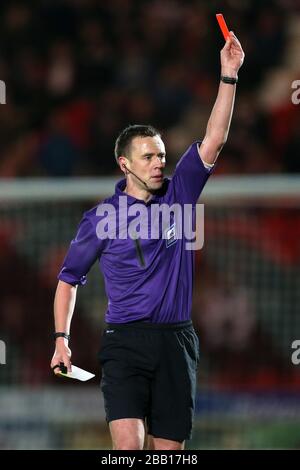 Referee Stuart Attwell shows the red card Stock Photo