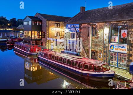 Canal Basin, Leeds and Liverpool Canal, Skipton, Yorkshire Stock Photo