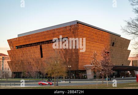 Museum of African American History and Culture. Bronze colored aluminum scrim features geometric patterns based on historic iron grilles. Stock Photo