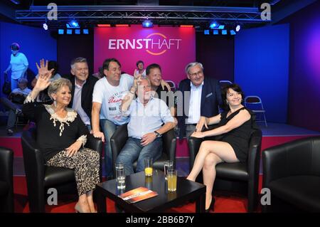 Dagmar Frederic , Ernst Dollwetzel ,Andreas Pippart , Reinhard Häfner, Peter Hoffmann , Gert Knieps  und Nicole Freytag   Dresden , Mytvplus Studio , Stock Photo