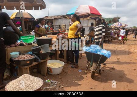 Ikpoba Hill Market in Benin City, Edo State, Nigeria, West Africa. Stock Photo