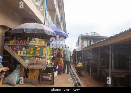 Ikpoba Hill Market in Benin City, Edo State, Nigeria, West Africa. Stock Photo