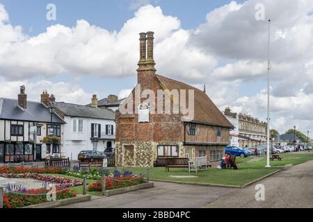 16th century Moot Hall, in the seaside resort of Aldeburgh, Suffolk, UK Stock Photo