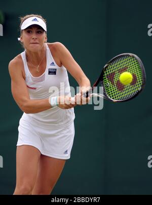 Switzerland's Belinda Bencic in action against USA's Jamie Loeb in the Girls' Singles Stock Photo