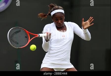 USA's Sloane Stephens in action against France's Marion Bartoli Stock Photo