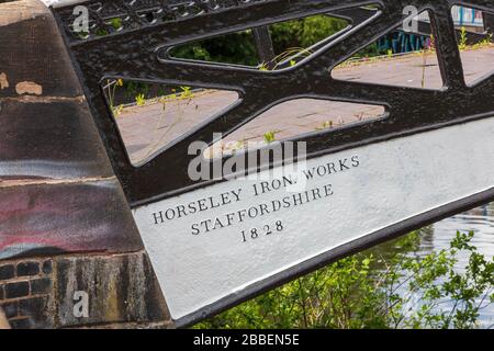 Cast inscription on a Cross over bridge on the Birmingham and Fazeley Canal, Aston Top Lock No !,1828, Birmingham, UK Stock Photo