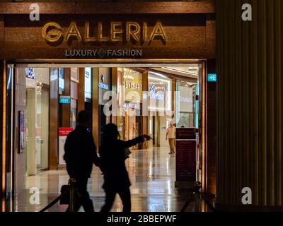 A MALL IN SENTOSA SINGAPORE Stock Photo - Alamy