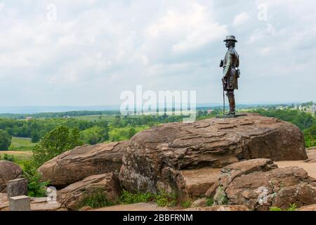 Portrait Statue of General Gouverneur K. Warren on Little Round Top at the Valley of Death Gettysburg National Civil War Battlefield Military Park Pen Stock Photo