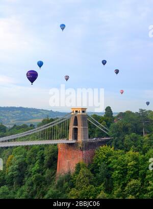 Night shot of clifton suspension bridge spanning the river Avon gorge Stock Photo