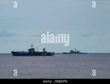 The Blue Ridge-class amphibious command ship USS Mount Whitney (LCC 20 ...