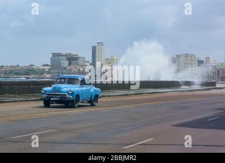 Cruising down the Malecón in Havana, Cuba Stock Photo