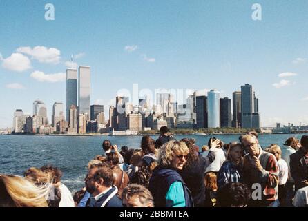 19 October 1994, US, New York City: View of Manhattan with the World Trade Center, early 1990s. Photo: Stephan Schulz/dpa-Zentralbild/ZB Stock Photo