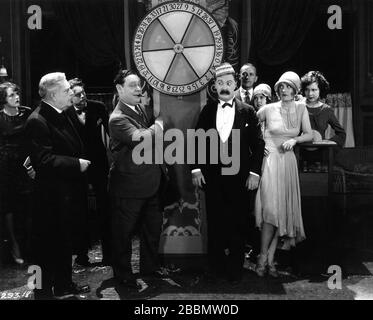 BILLY BEVAN and CAROLE LOMBARD in HIS UNLUCKY NIGHT 1928 director HARRY EDWARDS Silent Comedy Short Mack Sennett Comedies / Pathe Exchange Stock Photo