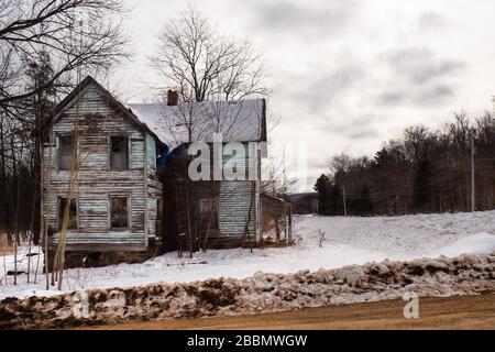 Old abandoned home in the Adirondack region of upstate New York Stock Photo