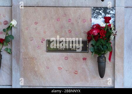 Marilyn Monroe’s final resting place. Crypt number 24 in the Corridor of Memories Stock Photo