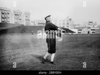 Eddie Cicotte, Chicago AL, at Hilltop Park, NY ca. 1912 Stock Photo