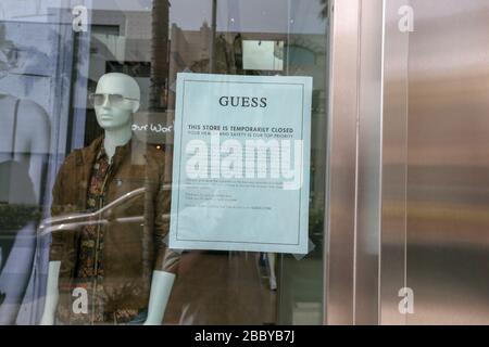 Guess beverly hills rodeo drive store hi res stock photography and images Alamy