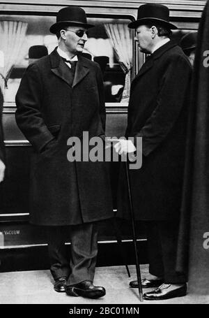 Winston Churchill with Earl Grey of Fallodon at King's Cross Station, London.1919 Stock Photo