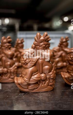 Chocolate Santa Clauses in the chocolate factory 'Zuckersucht' in Aschheim near Munich. [automated translation] Stock Photo