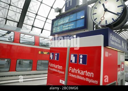 Self-service ticket machines and train information panels at the Hauptbahnhof, Berlin, Germany. Stock Photo