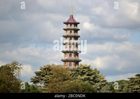 Great Pagoda, Royal Botanic Gardens, Kew Gardens, Richmond London, Uk Stock Photo