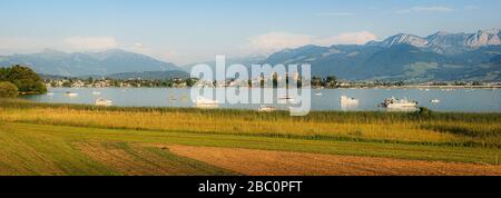 Lake Zurich with historic town of Rapperswil Jona in summer, Switzerland Stock Photo