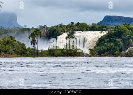 Salto Hacha, waterfalls in lagoon of Canaima NATIONAL PARK, Venezuela, South America, America Stock Photo