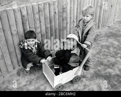 Children at Eastglade infants school, Nottingham UK 1992.  The school closed in 2007 Stock Photo