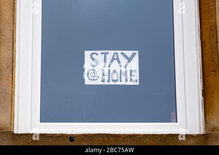 Glasgow, Scotland, UK. 3 April, 2020. Images from the southside of Glasgow at the end of the second week of Coronavirus lockdown. Pictured; hand drawn message in window of flat in Govanhill . Iain Masterton/Alamy Live News Stock Photo