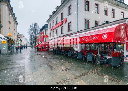 Pedestrian area near the Reber Cafè in the center of Bad Reichenhall, Berchtesgadener Land, Upper Bavaria, Bavaria, Germany, Europe Stock Photo