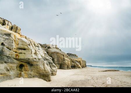 Europe, Portugal, Estremadura, Centro region, Praia d'El Rey, rugged rocky coast Stock Photo