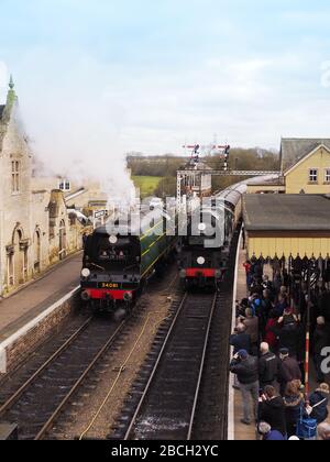 92 SQUADRON, Nº34081 THE BATTLE OF BRITAIN STEAM LOCOMOTIVE AT NENE VALLEY HERITAGE RAILWAY Stock Photo