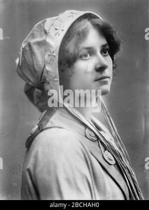 Actress Edith Lyle 1910 Stock Photo - Alamy