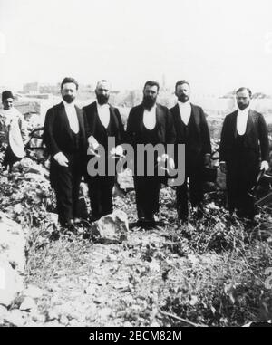 English Theodor Herzl Center With A Zionist Delegation In Jerusalem In 1900 R To L Y Zeidner G Schneerer M Y Bodenheimer And David Wolfson E I I I I U U I U C U O I O I O E O I C U