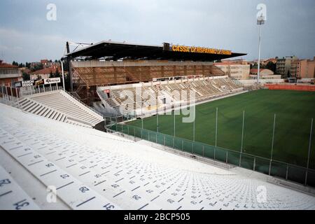 Stadio Ennio Tardini - Wikipedia