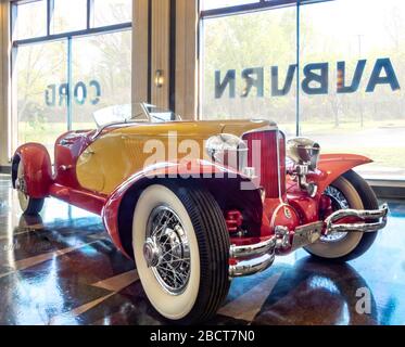 A 1931 Cord Boat Tail Speedster, recreation of the1931 Paris Auto show car owned by Paul Bern and film star Jene Harlow Stock Photo