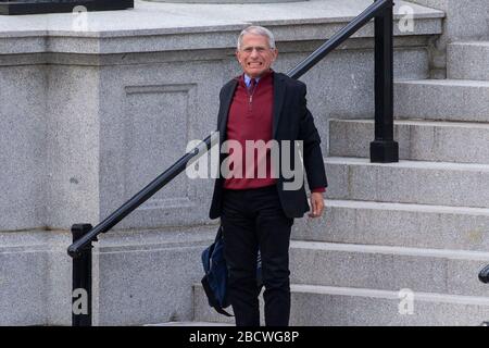 Anthony Fauci, Director of the National Institute of Allergy and Infectious Diseases sits on the steps of Executive Office Building before he headed to the White House Washington, DC, U.S., on Sunday, April 5, 2020. (Photo by Tasos Katopodis/Bloomberg)Director of the National Institute of Allergy and Infectious Diseases at the National Institutes of Health Dr. Anthony Fauci sits on the steps of the Eisenhower Executive Office Building (EEOB) before heading to the White House for a Coronavirus Task Force meeting in Washington, DC, U.S., on Sunday, April 5, 2020. Credit: Tasos Katopodis/Po Stock Photo