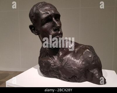 English Miner日本語 坑夫 日本語 坑夫 明治40年制作 明治42年第7回太平洋画会展出品作 箱根 彫刻の森美術館展示 1907date Qs P571 1907 00 00t00 00 00z 9 Stock Photo Alamy