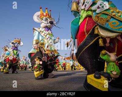 Beautifully dressed dancers, presenting their costumes during the Big Carnival Parade Stock Photo