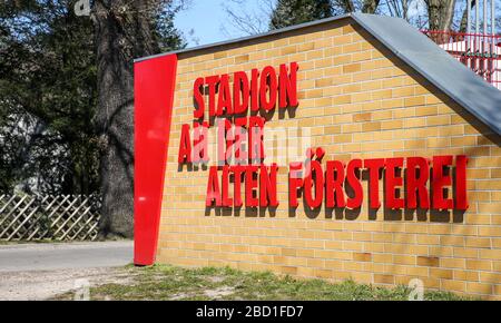 Berlin, Germany. 06th Apr, 2020. Writing on the closed stadium grounds 'An der Alten Försterei'. Union Berlin will start training in groups of two, excluding the public. Credit: Andreas Gora/dpa/Alamy Live News Stock Photo