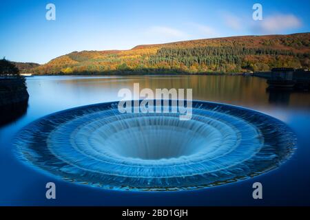 Ladybower Reservoir, plughole overflow, Upper Derwent Valley Peak District, Derbyshire, England, UK, Europe Stock Photo