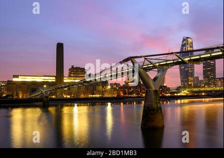 Millennium Bridge and the Tate Modern Gallery across the River Thames, London, England, United Kingdom, Europe Stock Photo