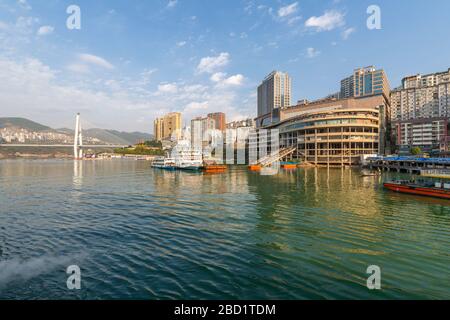 View of Enshi City on the Yangtze River, Badong County, People's Republic of China, Asia Stock Photo