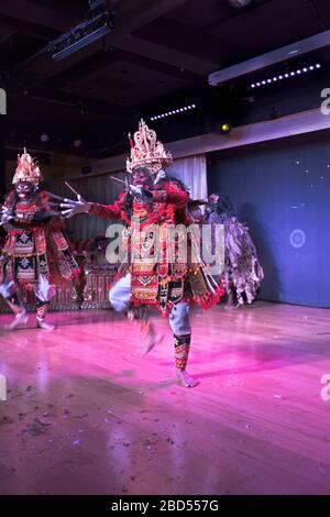 dh Cruise ship culture mythology MS BOUDICCA FRED OLSEN Balinese traditional dancing in Barong dance performance hindu bali show indonesian dancer Stock Photo