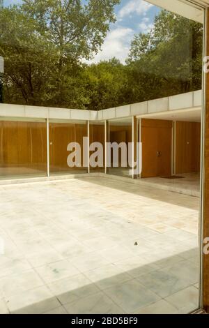 view of courtyard, Furniture House Villa by Japanese architect Shigeru Ban, Commune by the Great Wall , Yanqing District, China Stock Photo