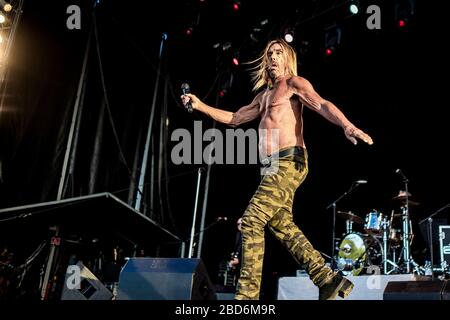 Odense, Denmark. 28th, June 2018. The American singer, musician and rock legend Iggy Pop performs a live concert during the Danish music festival Tinderbox 2018 in Odense. (Photo credit: Gonzales Photo - Lasse Lagoni). Stock Photo