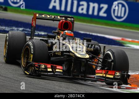 kimi-raikkonen-lotus-e21-