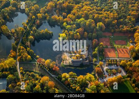 , moated castle Wittringen in the south of Gladbeck, 26.10.2015, aerial view, Germany, North Rhine-Westphalia, Ruhr Area, Gladbeck Stock Photo