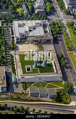 , Bundeskunsthalle and art museum in Bonn, 17.05.2014, aerial view, Germany, North Rhine-Westphalia, Lower Rhine, Bonn