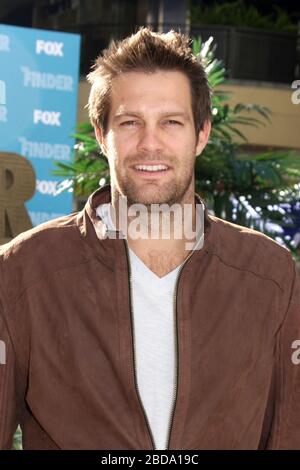 September 15, 2007, Los Angeles, CA, USA: LOS ANGELES - JAN 9:  Geoff Stults at the ''The Finder'' Challenge at the Hollywood and Highland on January 9, 2012 in Los Angeles, CA12 (Credit Image: © Kay Blake/ZUMA Wire) Stock Photo